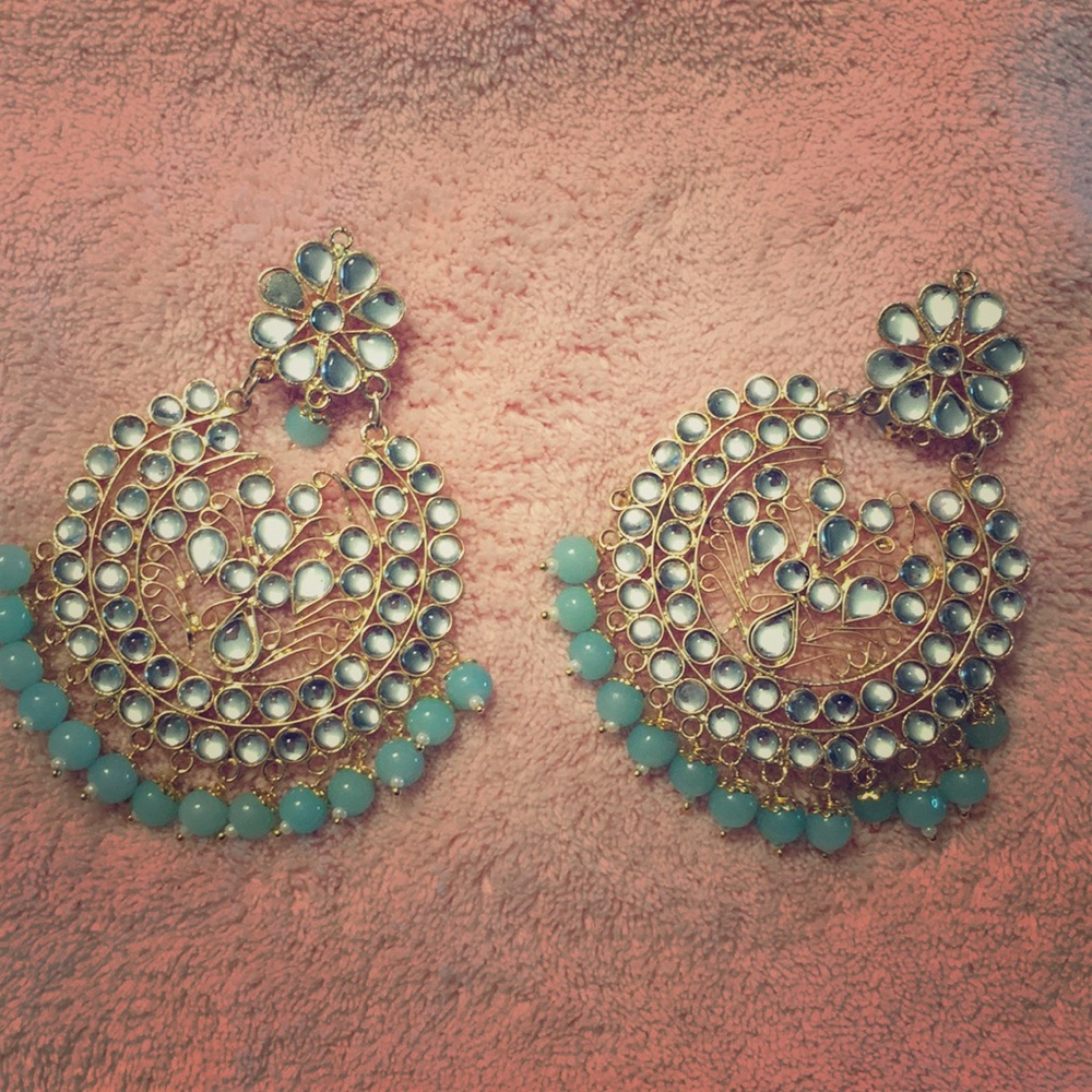 Oversized earrings